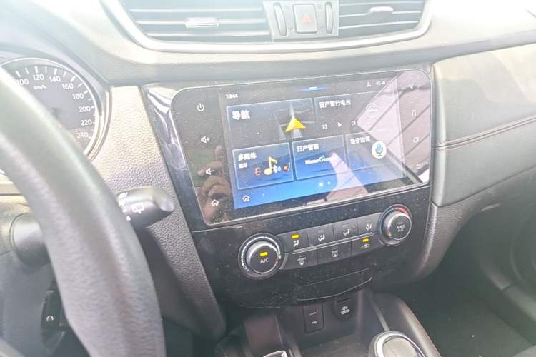 Used Nissan Qashqai 2019 2.0L CVT Smart Enjoyment Version Audio And AC Panel