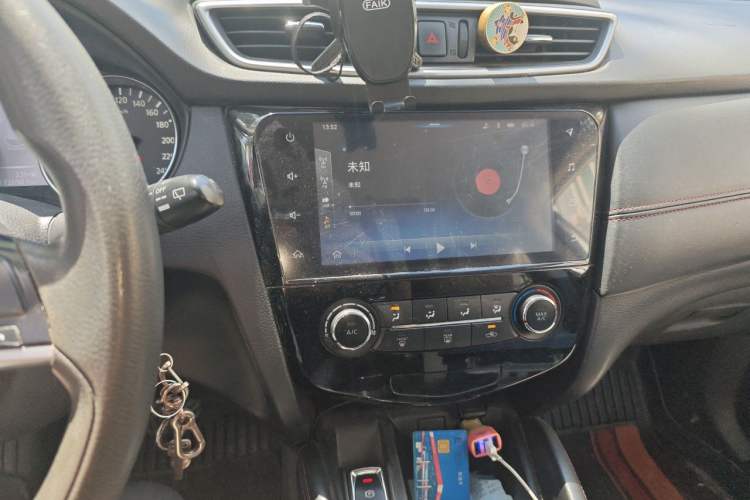 Used Nissan Qashqai 2019 2.0L CVT Smart Enjoyment Version Audio And AC Panel