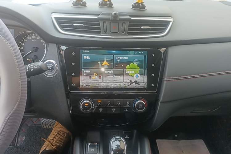 Used Nissan Qashqai 2019 2.0L CVT Luxury Edition Audio And AC Panel