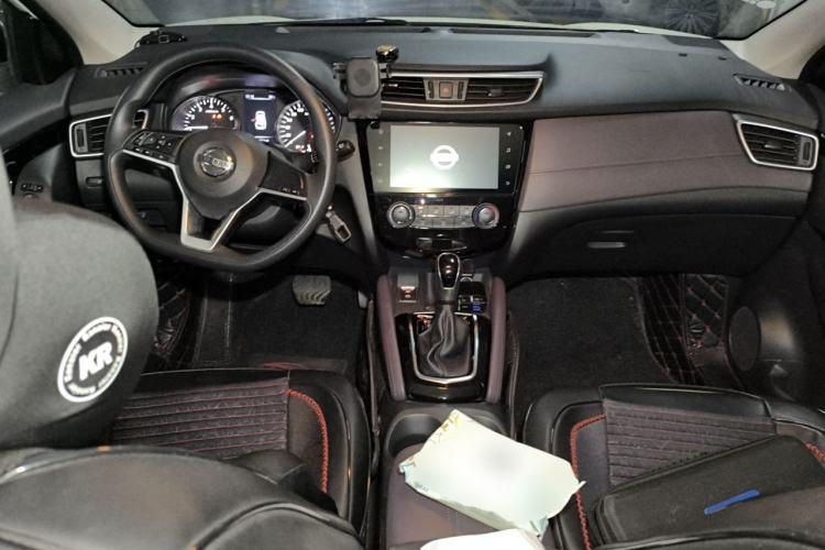 Used Nissan Qashqai 2019 2.0L CVT Smart Enjoyment Version Center Console
