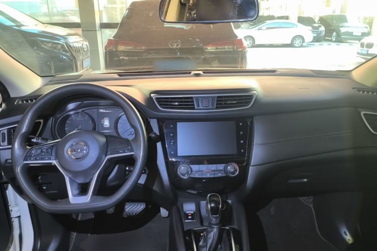 Used Nissan Qashqai 2019 2.0L CVT Smart Enjoyment Version Center Console
