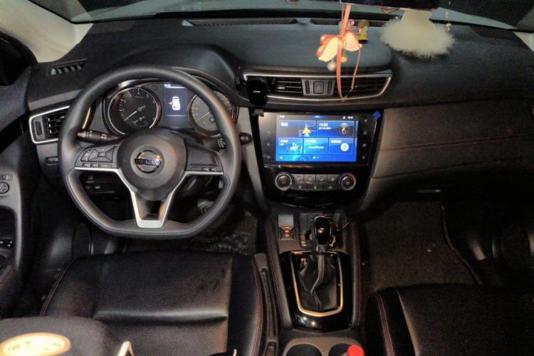 Used Nissan Qashqai 2019 2.0L CVT Smart Enjoyment Version Center Console