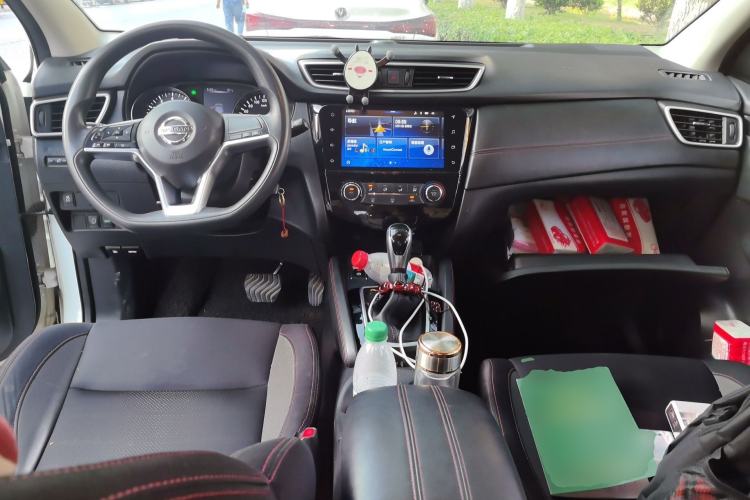 Used Nissan Qashqai 2019 2.0L CVT Smart Enjoyment Version Center Console