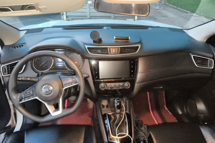 Used Nissan Qashqai 2019 2.0L CVT Smart Enjoyment Version Center Console