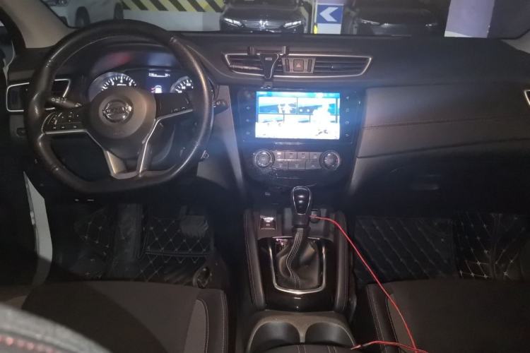 Used Nissan Qashqai 2019 2.0L CVT Smart Enjoyment Version Center Console