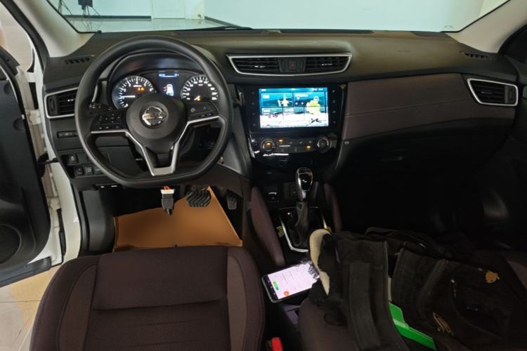 Used Nissan Qashqai 2019 2.0L CVT Smart Enjoyment Version Center Console