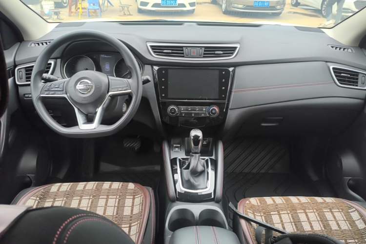Used Nissan Qashqai 2019 2.0L CVT Smart Enjoyment Version Center Console
