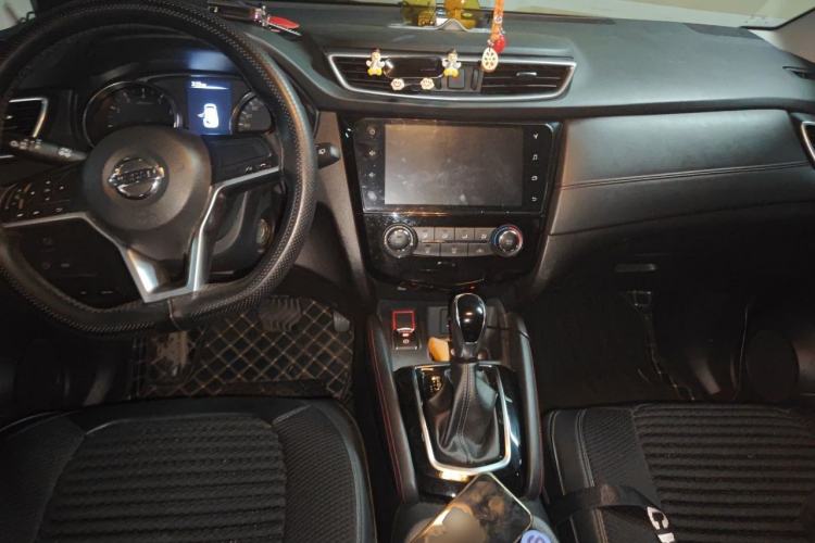 Used Nissan Qashqai 2019 2.0L CVT Smart Enjoyment Version Center Console