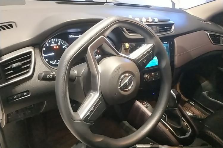 Used Nissan Qashqai 2019 2.0L CVT Smart Enjoyment Version Center Console