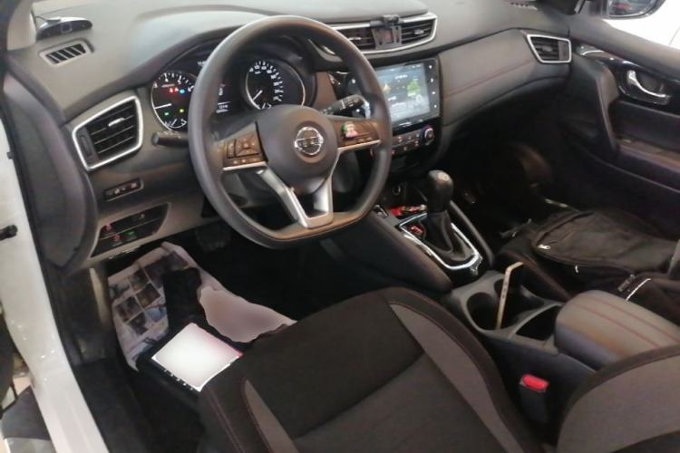Used Nissan Qashqai 2019 2.0L CVT Smart Enjoyment Version Center Console