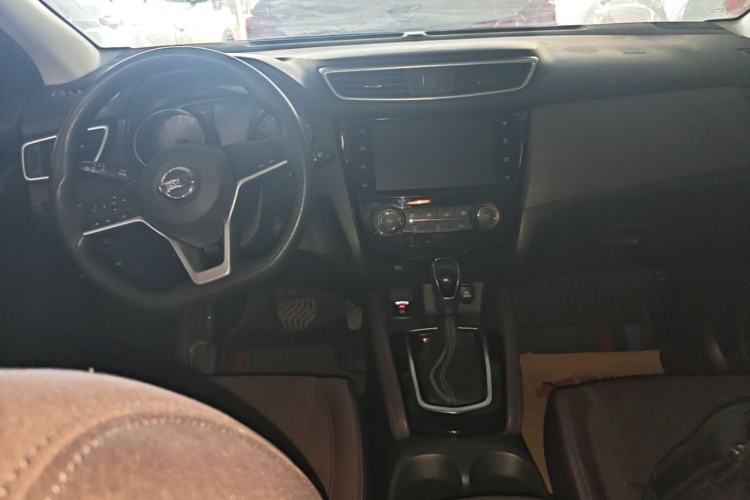 Used Nissan Qashqai 2019 2.0L CVT Smart Enjoyment Version Center Console