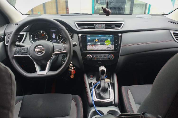 Used Nissan Qashqai 2019 2.0L CVT Smart Enjoyment Version Center Console