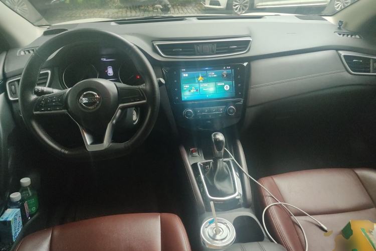 Used Nissan Qashqai 2019 2.0L CVT Smart Enjoyment Version Center Console