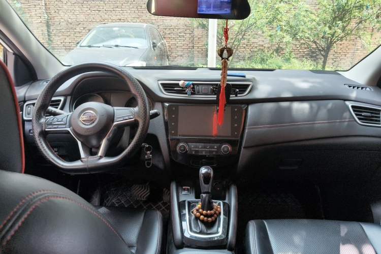 Used Nissan Qashqai 2019 2.0L CVT Smart Enjoyment Version Center Console