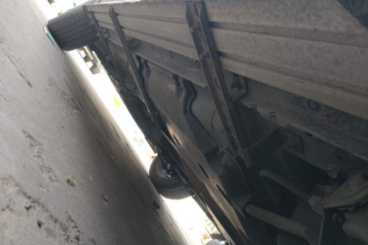 Used Nissan Qashqai 2019 2.0L CVT Luxury Edition Chassis Rear Left