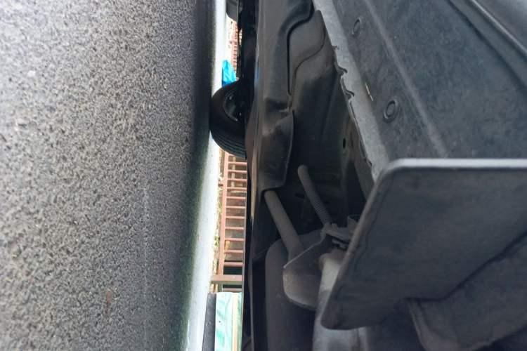 Used Nissan Qashqai 2019 2.0L CVT Luxury Edition Chassis Rear Left