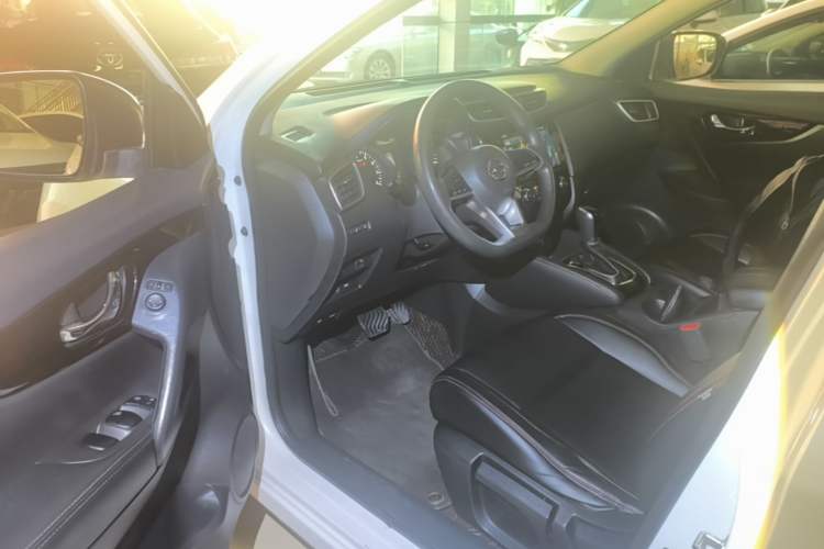 Used Nissan Qashqai 2019 2.0L CVT Smart Enjoyment Version Driver Seat