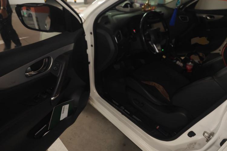 Used Nissan Qashqai 2019 2.0L CVT Luxury Edition Driver Seat