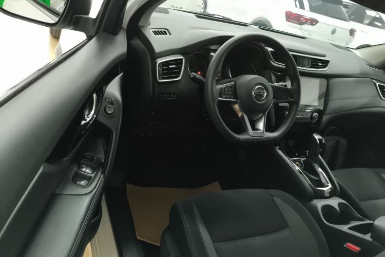 Used Nissan Qashqai 2019 2.0L CVT Smart Enjoyment Version Driver Seat
