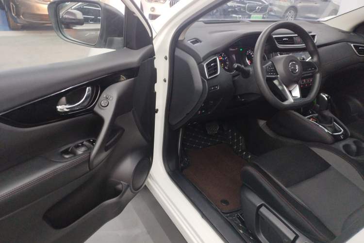 Used Nissan Qashqai 2019 2.0L CVT Smart Enjoyment Version Driver Seat