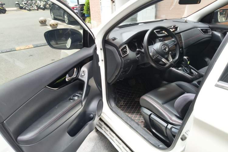 Used Nissan Qashqai 2019 2.0L CVT Smart Enjoyment Version Driver Seat