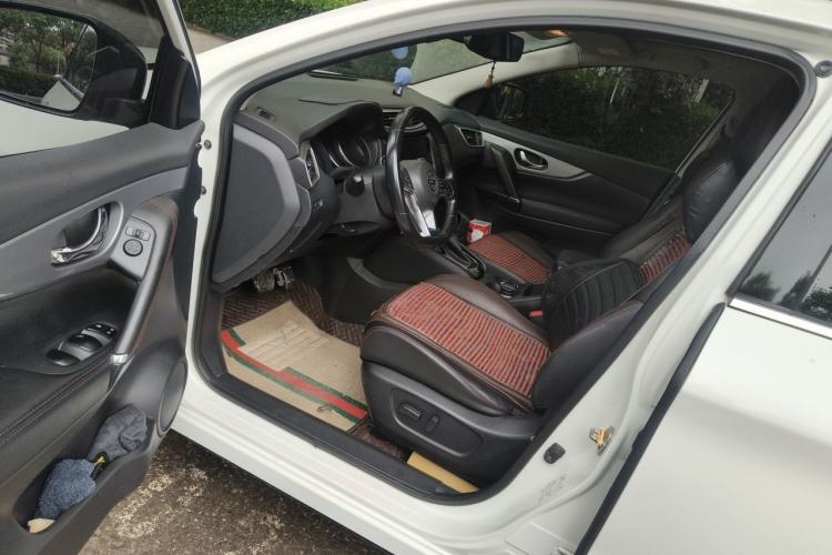 Used Nissan Qashqai 2019 2.0L CVT Luxury Edition Driver Seat