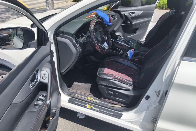 Used Nissan Qashqai 2019 2.0L CVT Luxury Edition Driver Seat