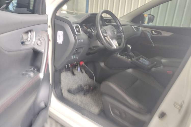 Used Nissan Qashqai 2019 2.0L CVT Luxury Edition Driver Seat
