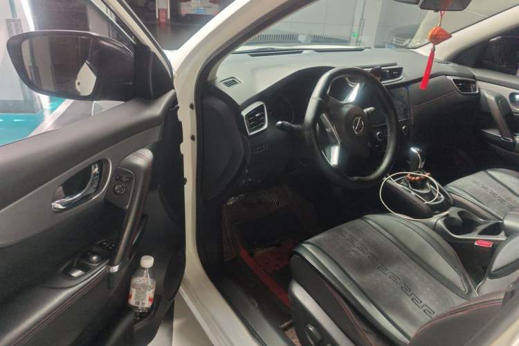 Used Nissan Qashqai 2019 2.0L CVT Luxury Edition Driver Seat