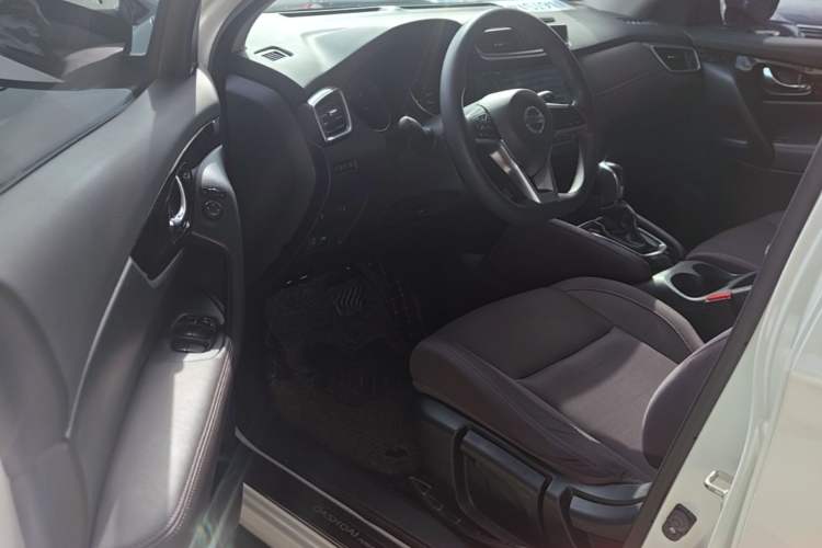 Used Nissan Qashqai 2019 2.0L CVT Smart Enjoyment Version Driver Seat