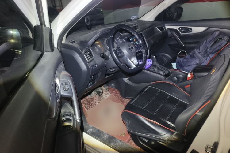 Used Nissan Qashqai 2019 2.0L CVT Luxury Edition Driver Seat