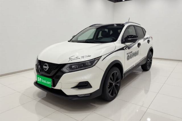 Ojetý Nissan Qashqai 2019 2.0L CVT Luxury Edition