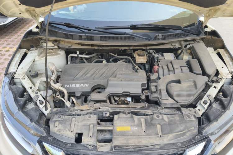 Used Nissan Qashqai 2019 2.0L CVT Luxury Edition Engine Bay