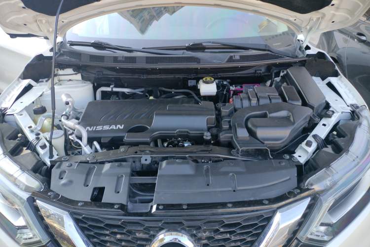 Used Nissan Qashqai 2019 2.0L CVT Luxury Edition Engine Bay
