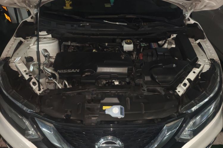 Used Nissan Qashqai 2019 2.0L CVT Luxury Edition Engine Bay