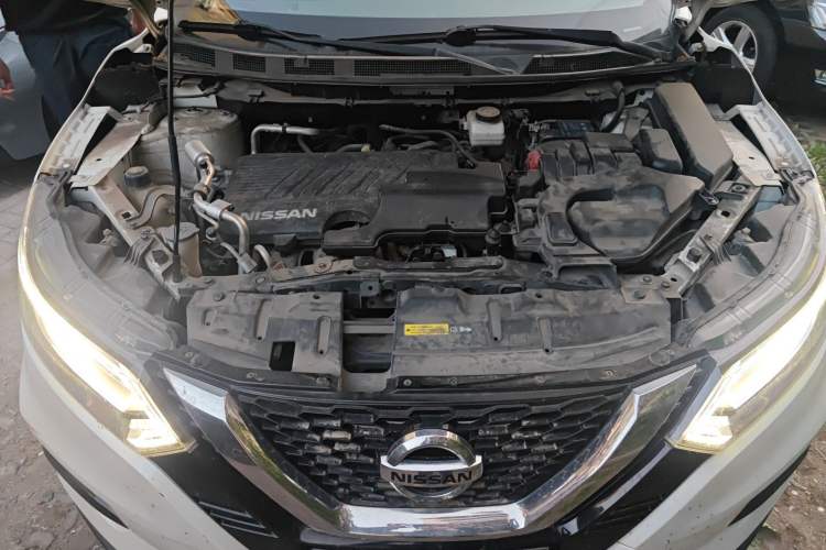 Used Nissan Qashqai 2019 2.0L CVT Luxury Edition Engine Bay