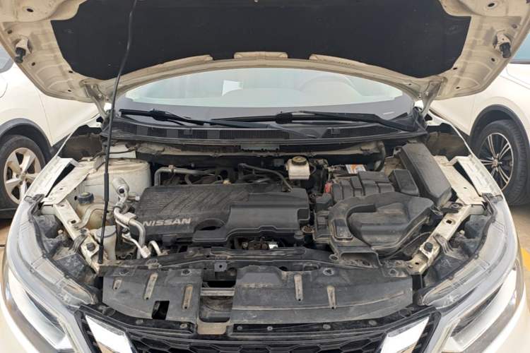 Used Nissan Qashqai 2019 2.0L CVT Luxury Edition Engine Bay