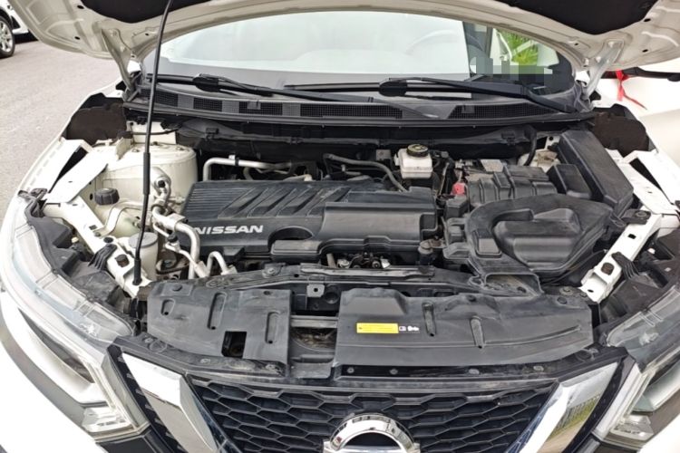 Used Nissan Qashqai 2019 2.0L CVT Luxury Edition Engine Bay