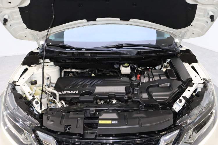 Used Nissan Qashqai 2019 2.0L CVT Smart Enjoyment Version Engine Bay