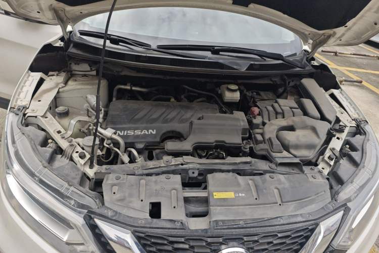 Used Nissan Qashqai 2019 2.0L CVT Luxury Edition Engine Bay
