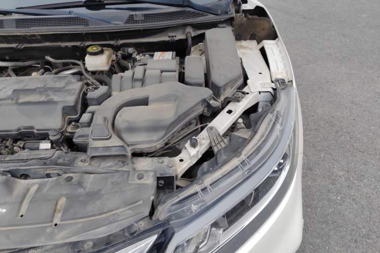 Used Nissan Qashqai 2019 2.0L CVT Smart Enjoyment Version Engine Bay Left