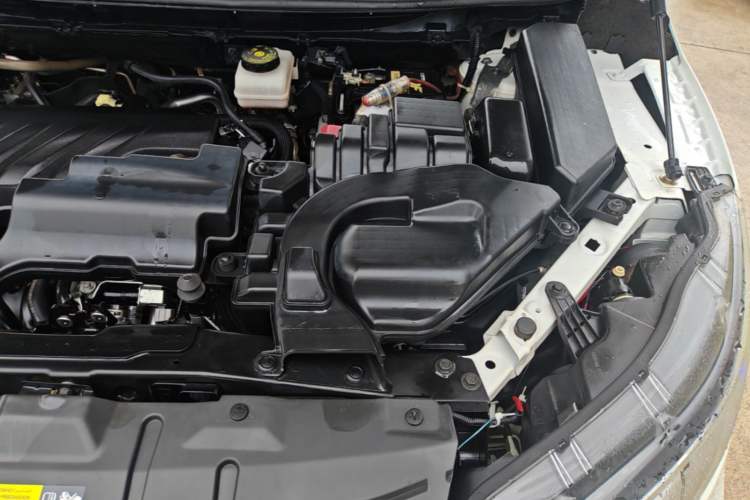 Used Nissan Qashqai 2019 2.0L CVT Smart Enjoyment Version Engine Bay Left