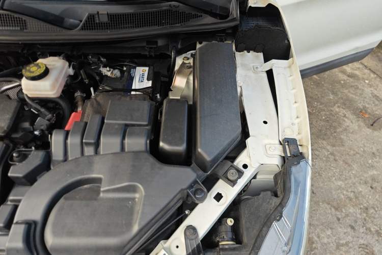 Used Nissan Qashqai 2019 2.0L CVT Luxury Edition Engine Bay Left