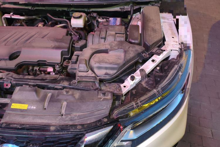 Used Nissan Qashqai 2019 2.0L CVT Luxury Edition Engine Bay Left