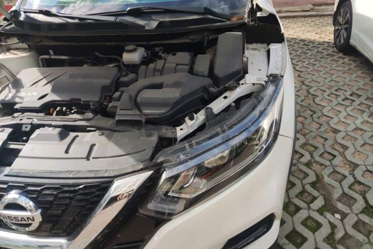 Used Nissan Qashqai 2019 2.0L CVT Smart Enjoyment Version Engine Bay Left