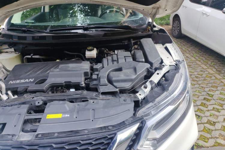 Used Nissan Qashqai 2019 2.0L CVT Luxury Edition Engine Bay Left