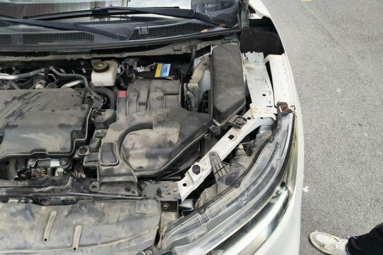 Used Nissan Qashqai 2019 2.0L CVT Smart Enjoyment Version Engine Bay Left