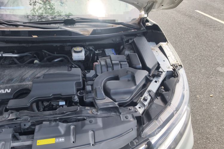 Used Nissan Qashqai 2019 2.0L CVT Luxury Edition Engine Bay Left