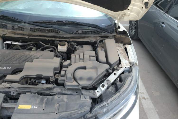 Used Nissan Qashqai 2019 2.0L CVT Luxury Edition Engine Bay Left