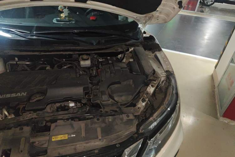 Used Nissan Qashqai 2019 2.0L CVT Smart Enjoyment Version Engine Bay Left